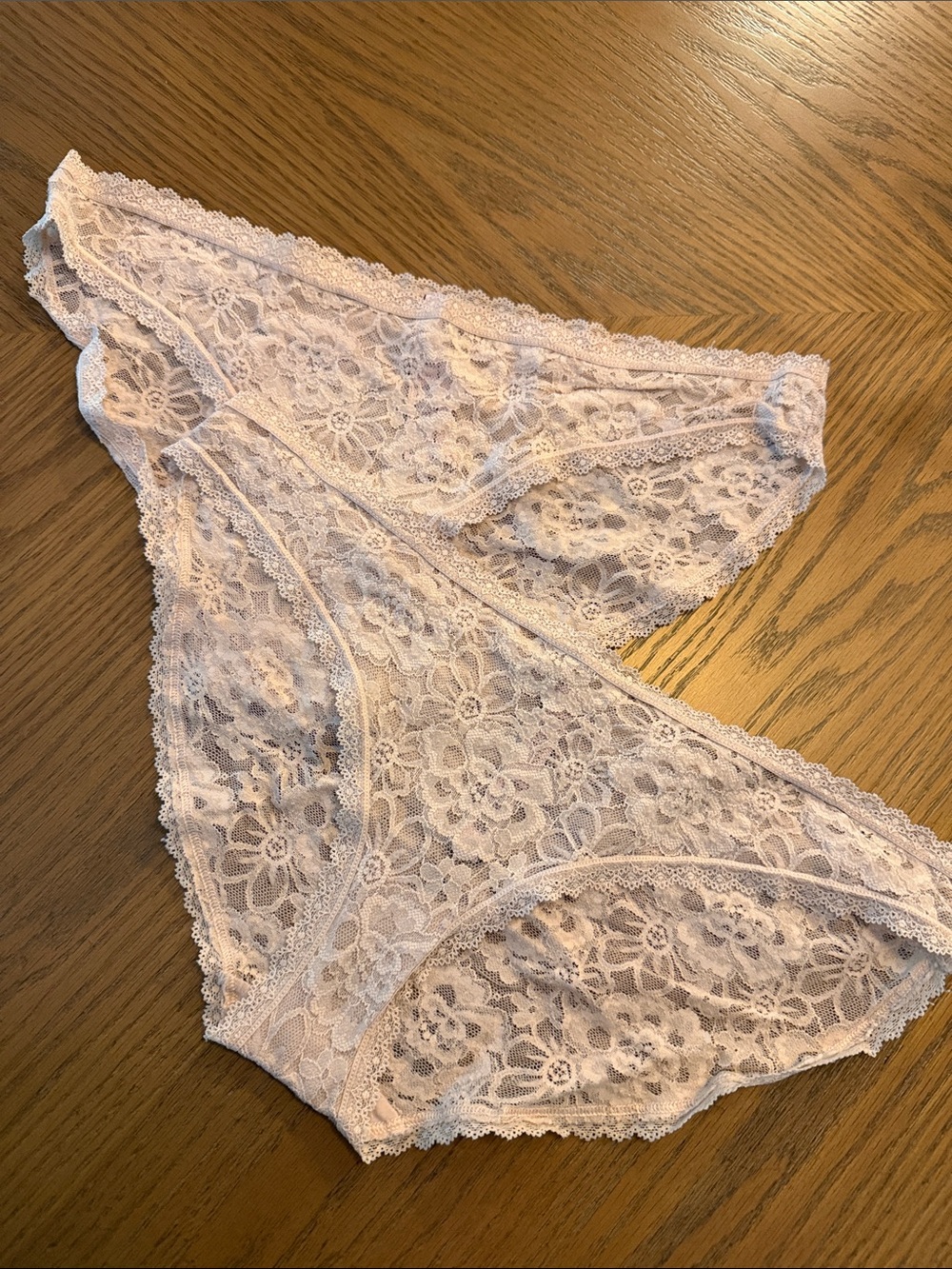 Victoria’s Secret Lace Bikini Panty Size L Large Set of 2